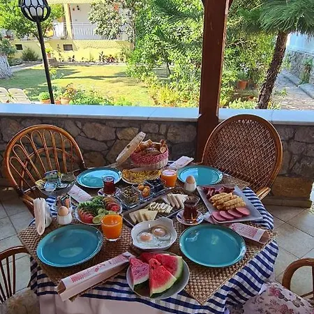 ılkiz Hotel 2*